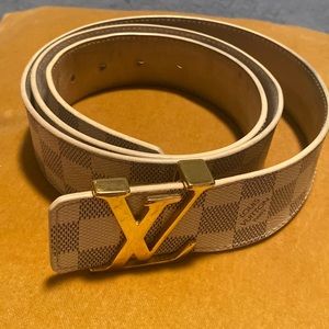Louis Vuitton checkered belt